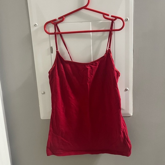 Fitted Red Sleeveless Camisole Top - Picture 1 of 1